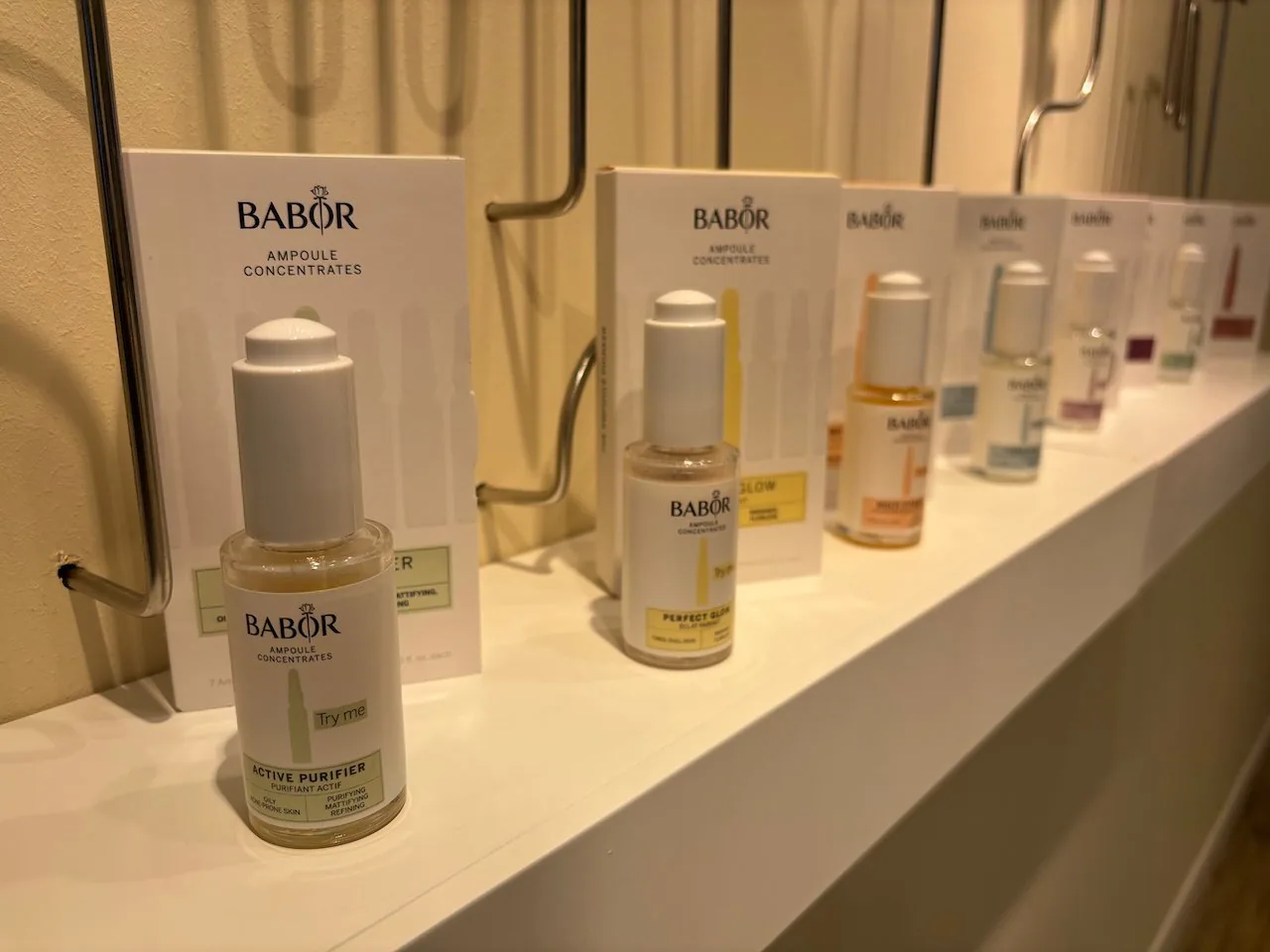 BABOR Wirkstoff-Ampullen im BABOR Kosmetik Institut Germering — Heimpflege-Beratung